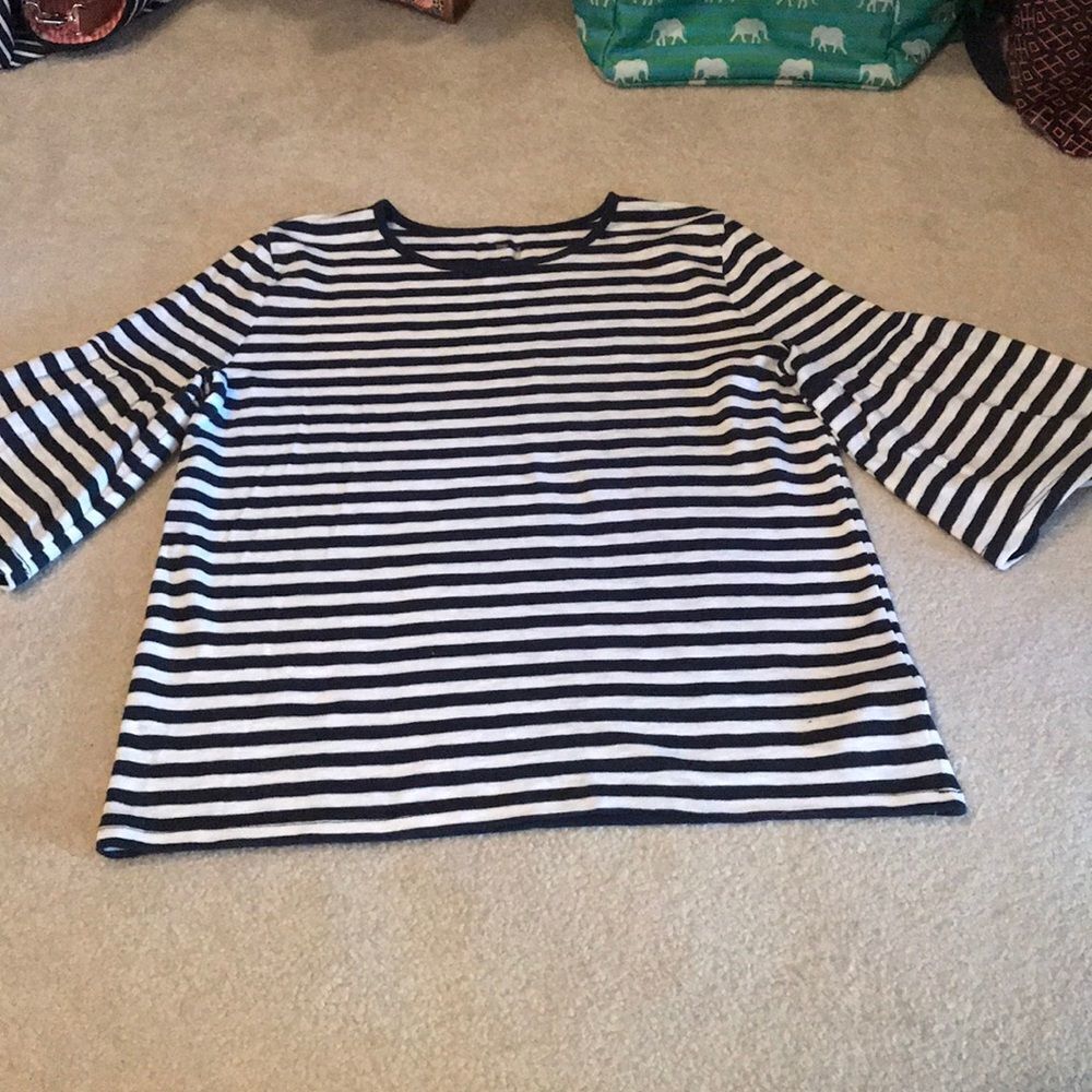 Gap peplum sleeve